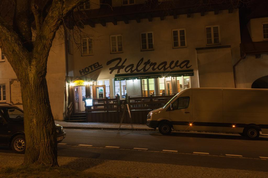 Hotel Haltrava Klenci pod Cerchovem Bagian luar foto
